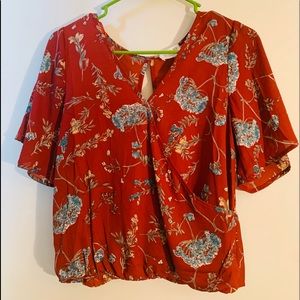 NWOT Sienna Sky Small Blouse